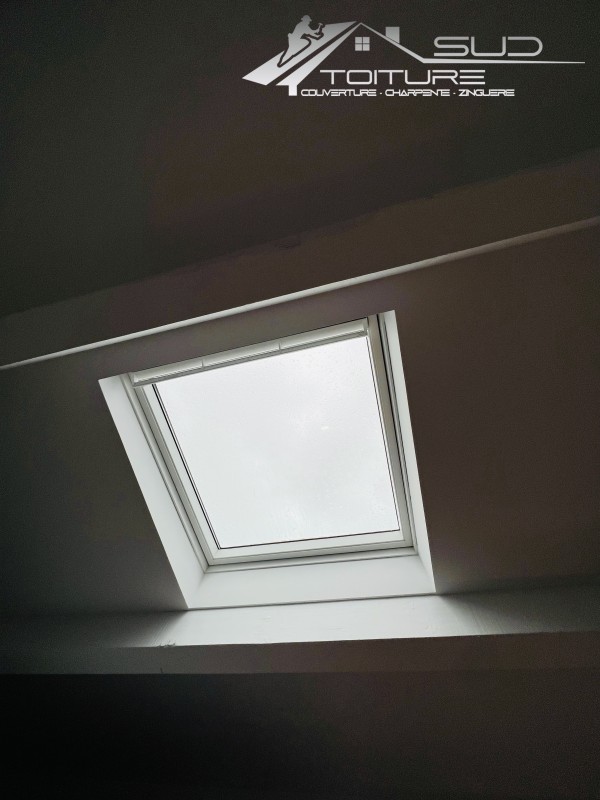 Création d'un habillage de Velux en intérieur à Perpignan