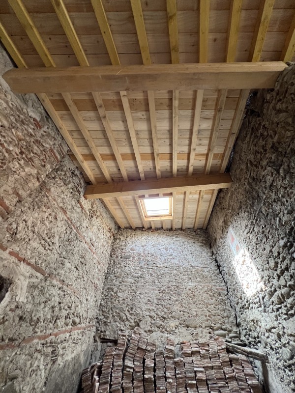 Changement de 2 poutres pour réparation d'un toit