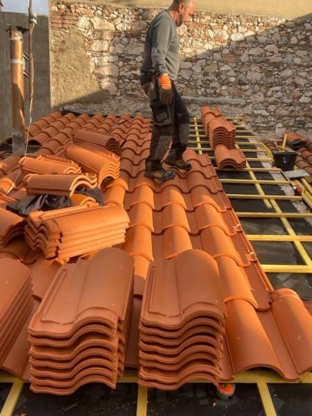 Pose de toiture à Saint-Estève : Transformez votre maison avec Sud Toiture
