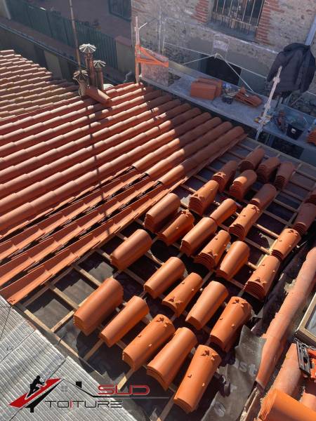 couvreur pour toiture tuiles canal sud ouest Thuir