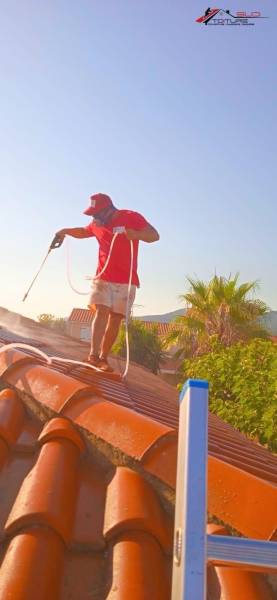 nettoyage de toiture anti mousse à Pia Pyrénées Orientales