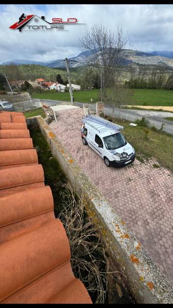 nettoyage de chéneaux de toiture à Prades Pyrénées Orientales