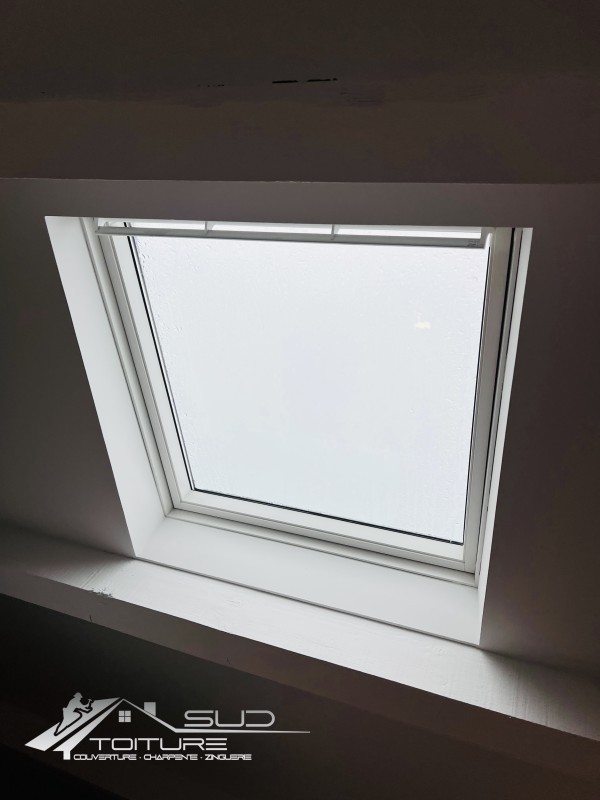 Création d'un habillage de Velux en intérieur à Perpignan