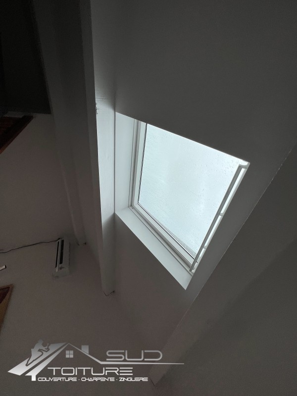 Création d'un habillage de Velux en intérieur à Perpignan